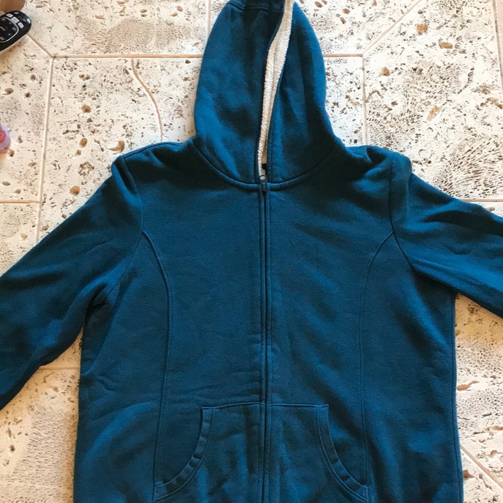 NWOT Womens hooded sweatshirt